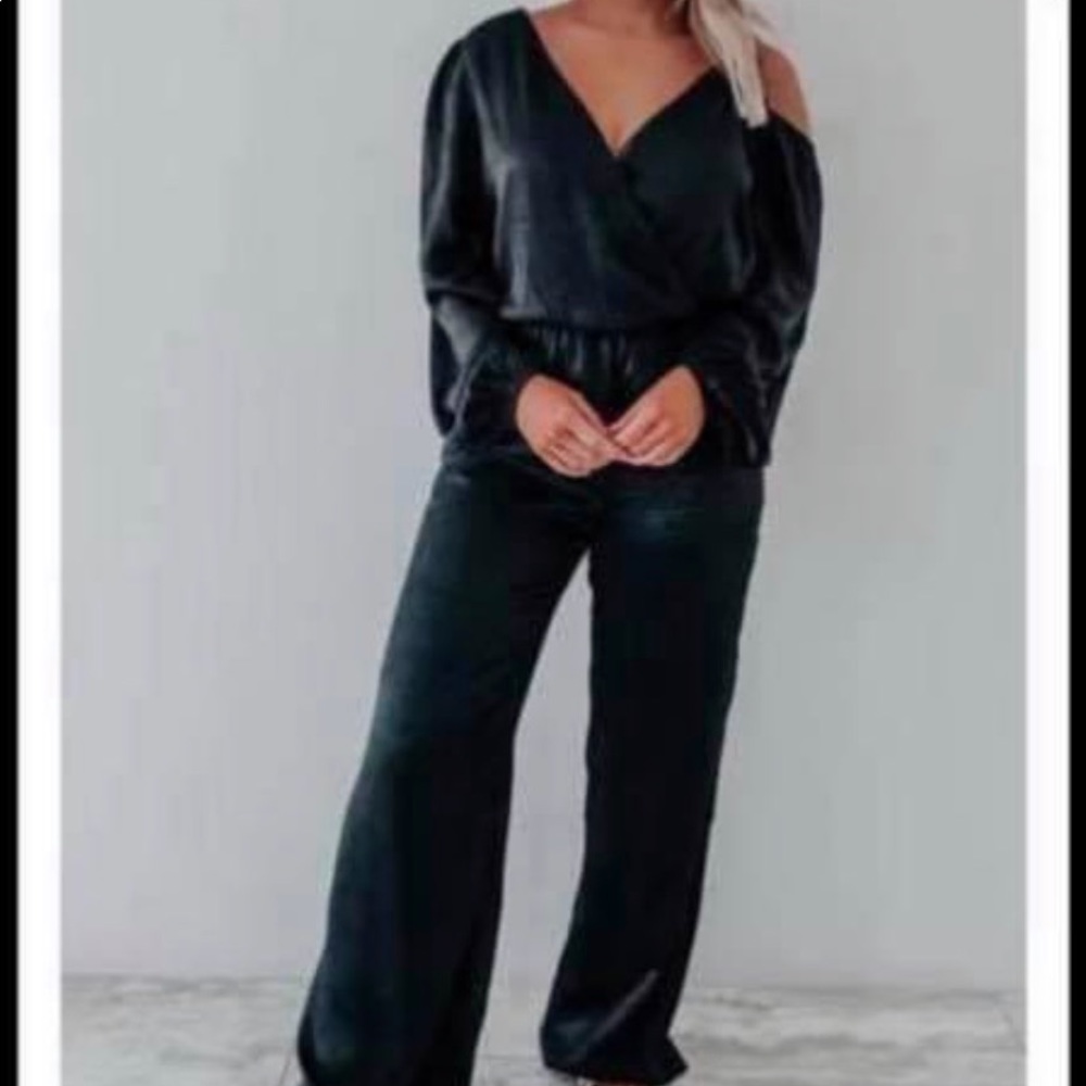 Jumpsuit - Picture 5 of 5